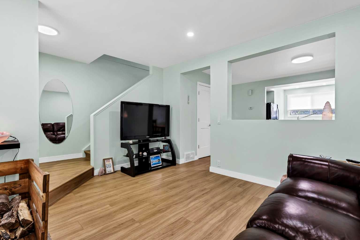2187 Woodview Drive SW - 5