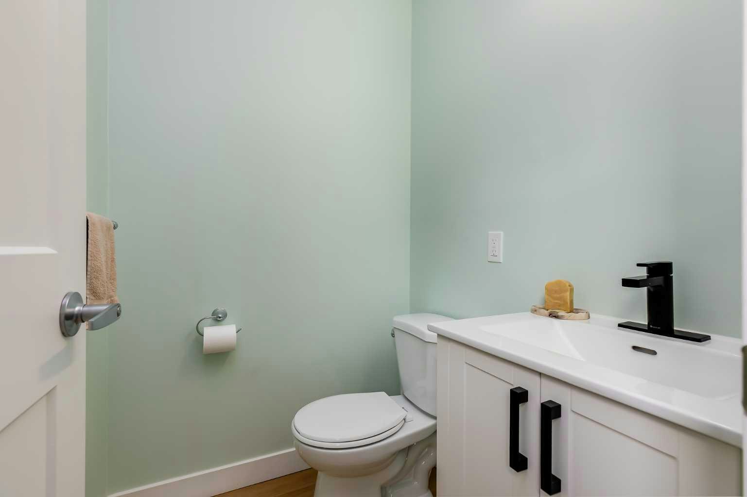 2187 Woodview Drive SW, Calgary, AB, T2W 3N8 - 11
