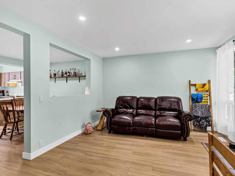 2187 Woodview Drive SW, Calgary, AB, T2W 3N8 - 2