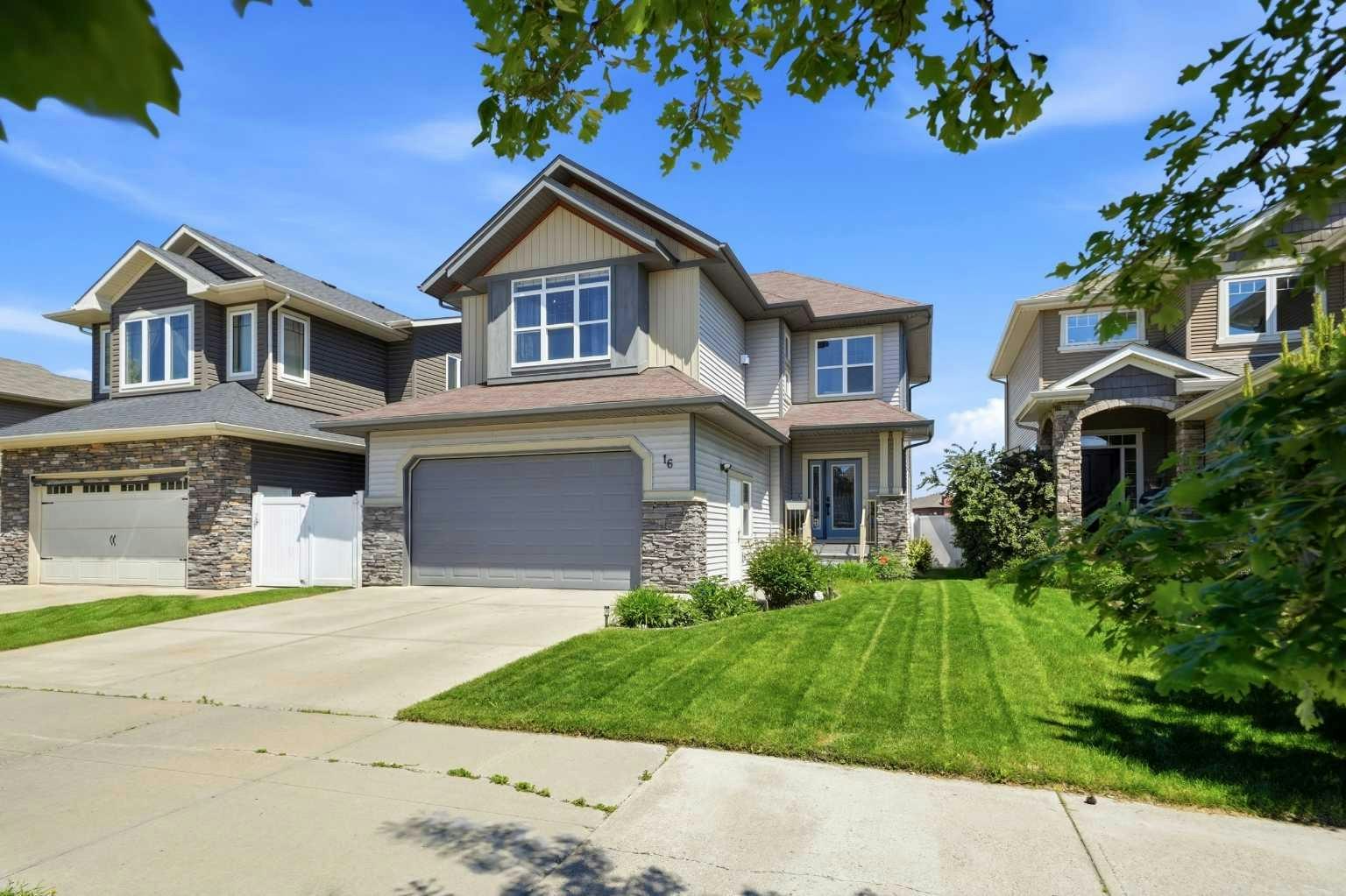 16 Viscount Drive, Red Deer, AB, T4R 0H6