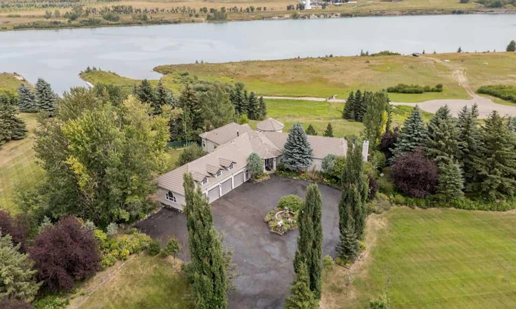 142 Emerald Bay Drive