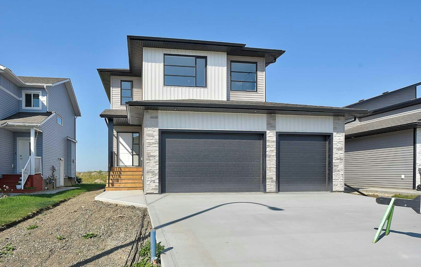 12922 102a Street, Grande Prairie, AB, T8V 6T1