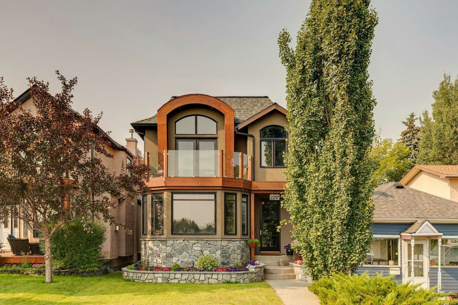 2217 8 Avenue SE, Calgary, AB, T2P 0P2