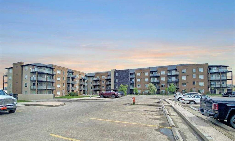 411-9124 96 Avenue