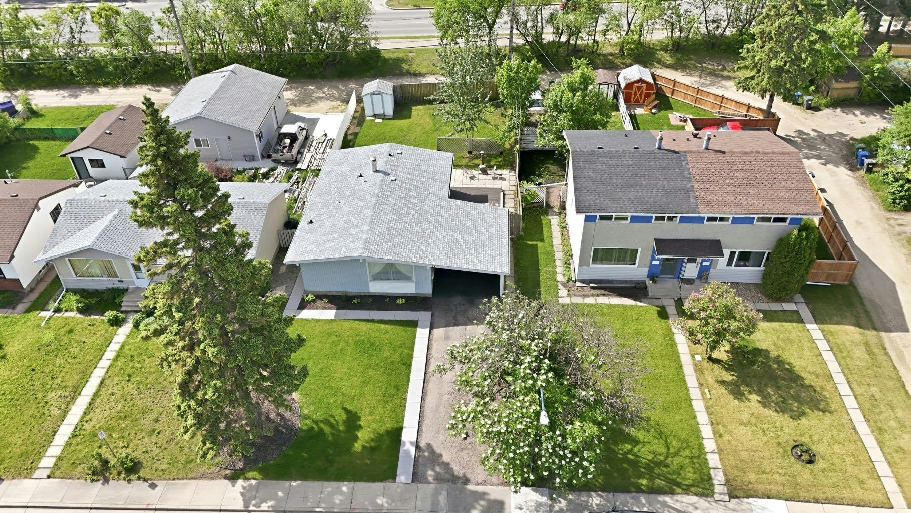 4233 33 Street, Red Deer, AB, T4N 0N1