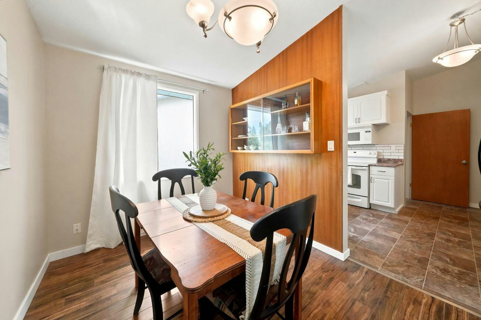 4233 33 Street, Red Deer, AB, T4N 0N1