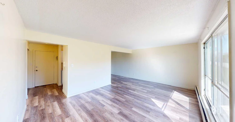103-10505 103 Street, Grande Prairie, AB, T8V 3N5 - 6