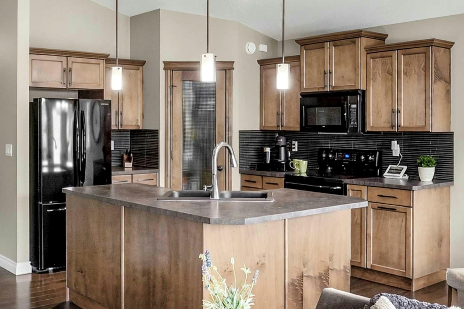 171 Voisin Close, Red Deer, AB, T4R 0M7