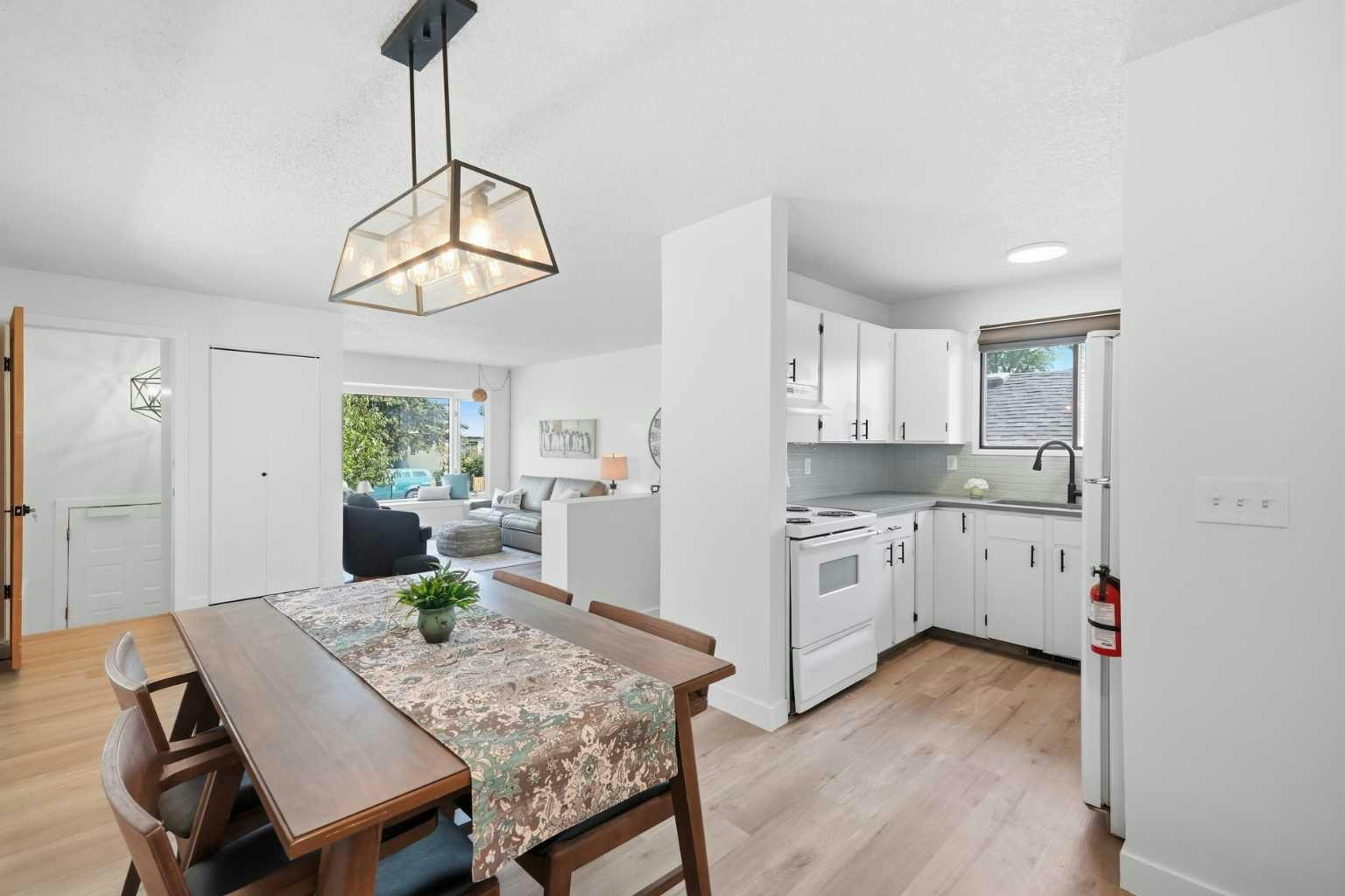 2333 16 Street SE, Calgary, AB, T2G 3R1