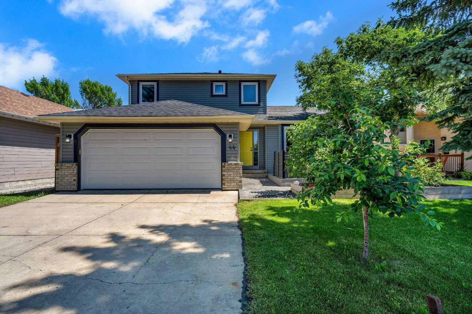 44 Harvest Oak Way NE, Calgary, AB, T3K 3Y2