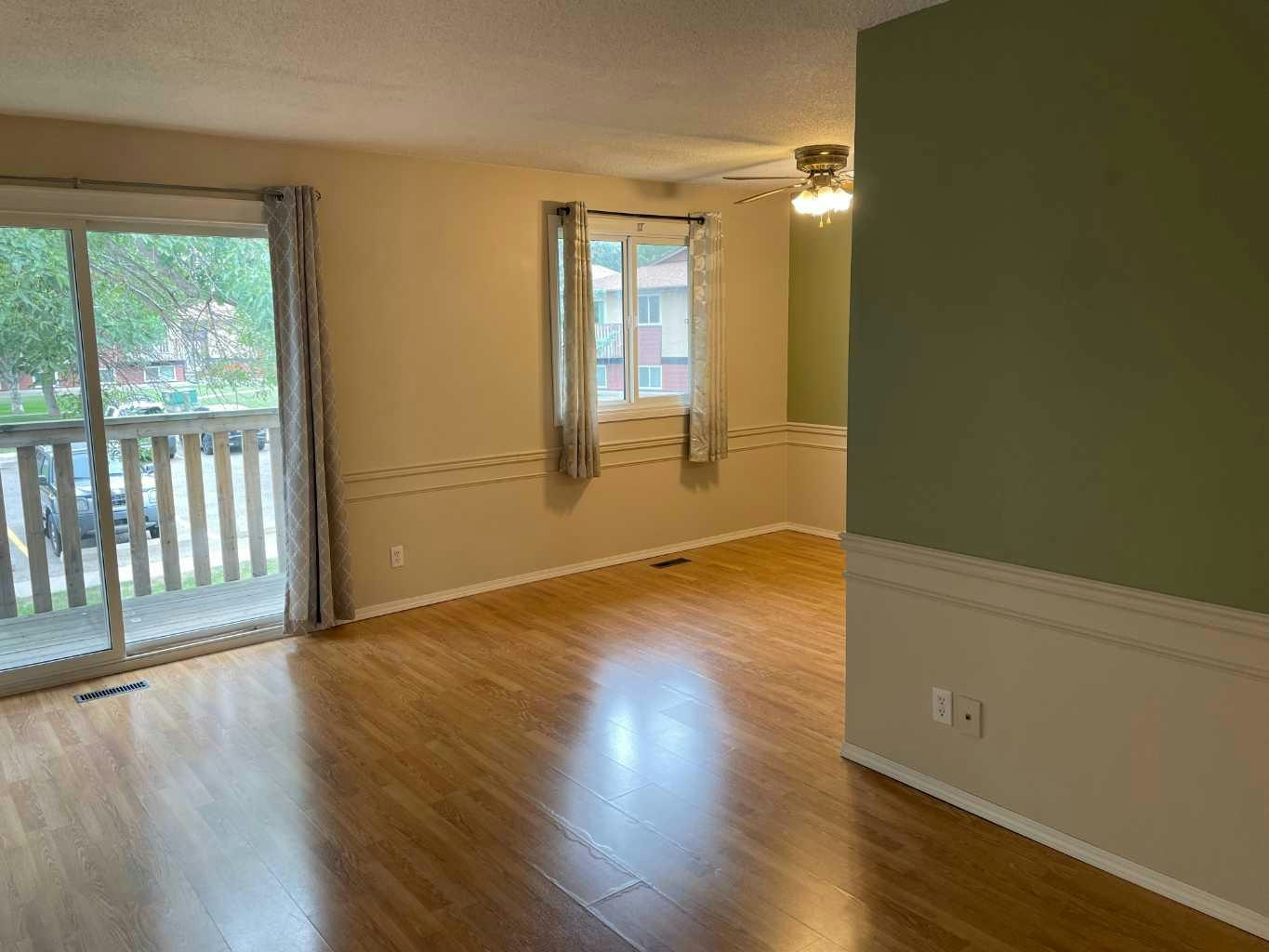 31-5 Acadia Road W, Lethbridge, AB, T1K 4C1 - 2