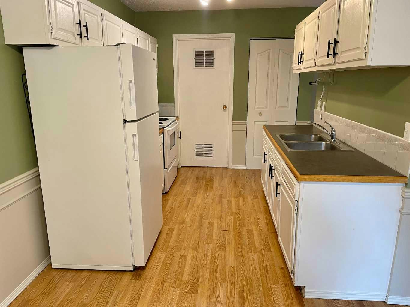 31-5 Acadia Road W, Lethbridge, AB, T1K 4C1 - 5