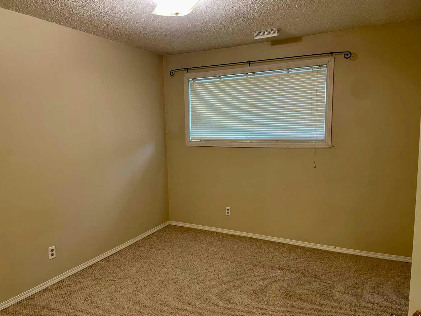 31-5 Acadia Road W, Lethbridge, AB, T1K 4C1 - 12