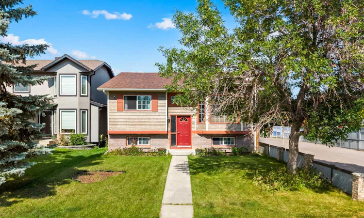 327 Shawbrooke Circle SW