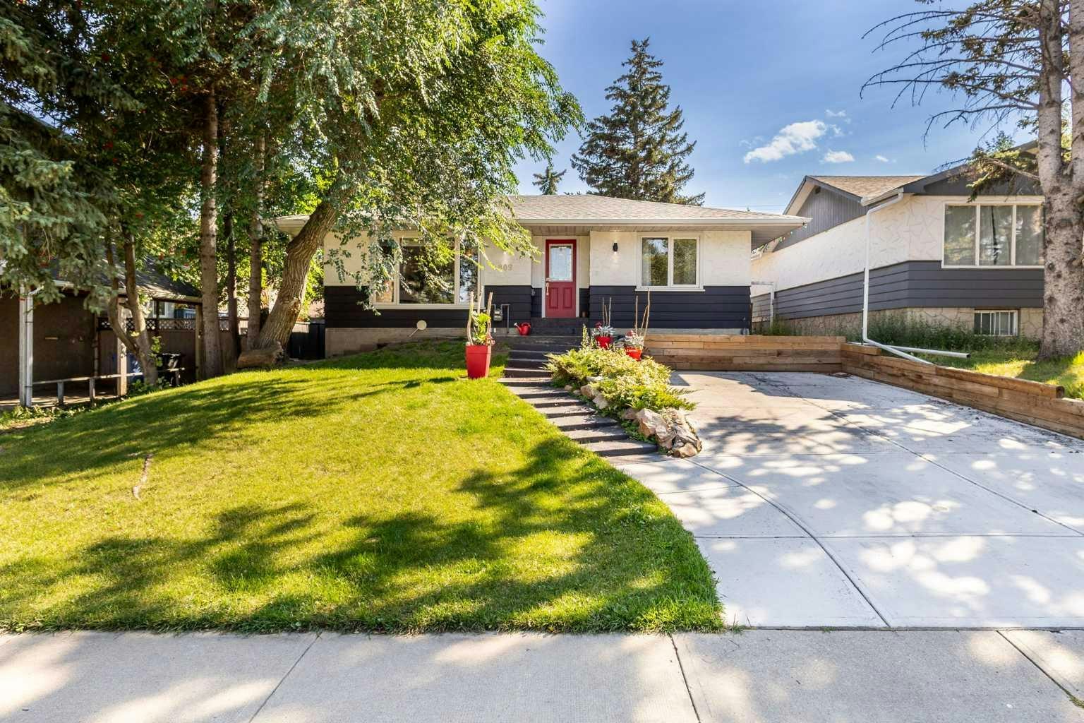 809 68 Avenue SW, Calgary, AB, T2V 0N5