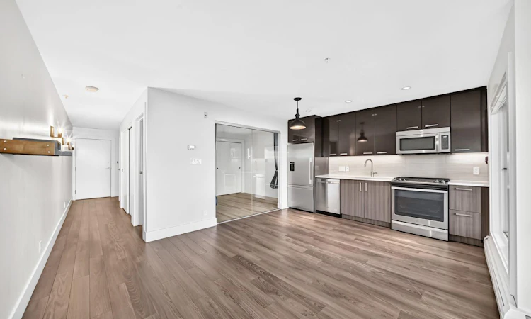323-510 Edmonton Trail NE