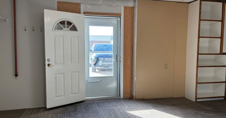 121 Center Street W, Vulcan, AB, T0L 2B0 - 19