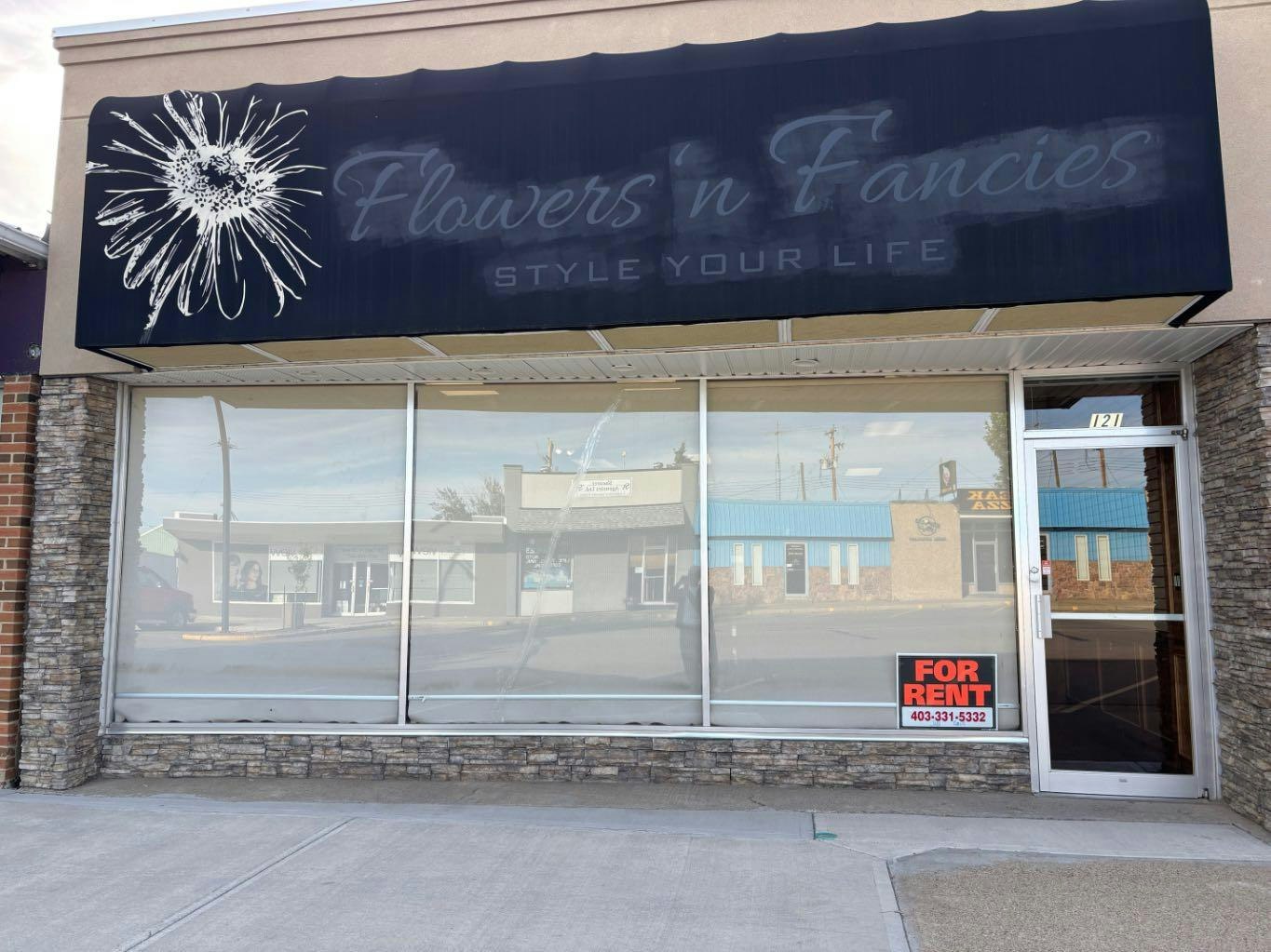 121 Center Street W, Vulcan, AB, T0L 2B0 - 2