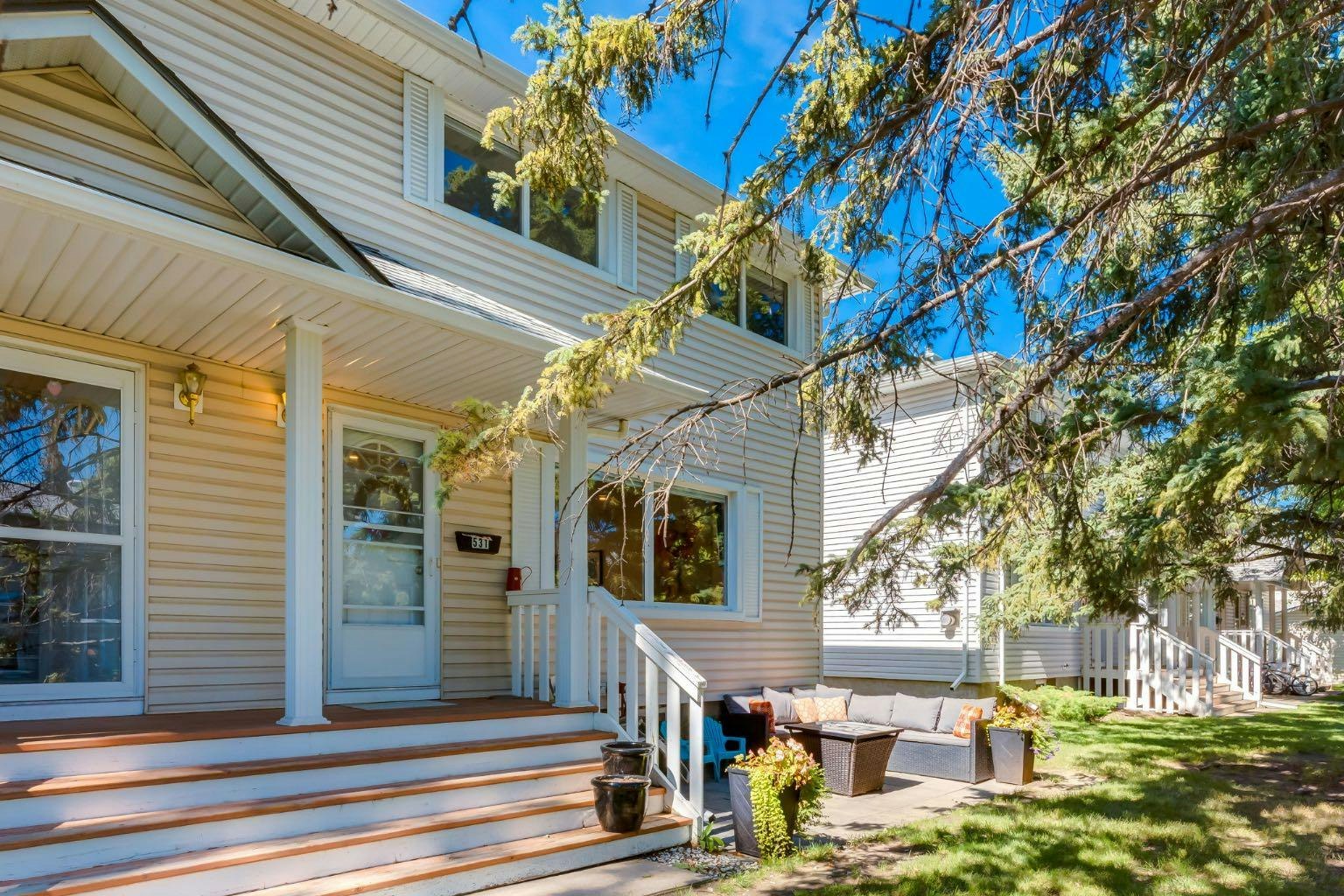 531 Killarney Glen Court SW, Calgary, AB, T3E 7H4