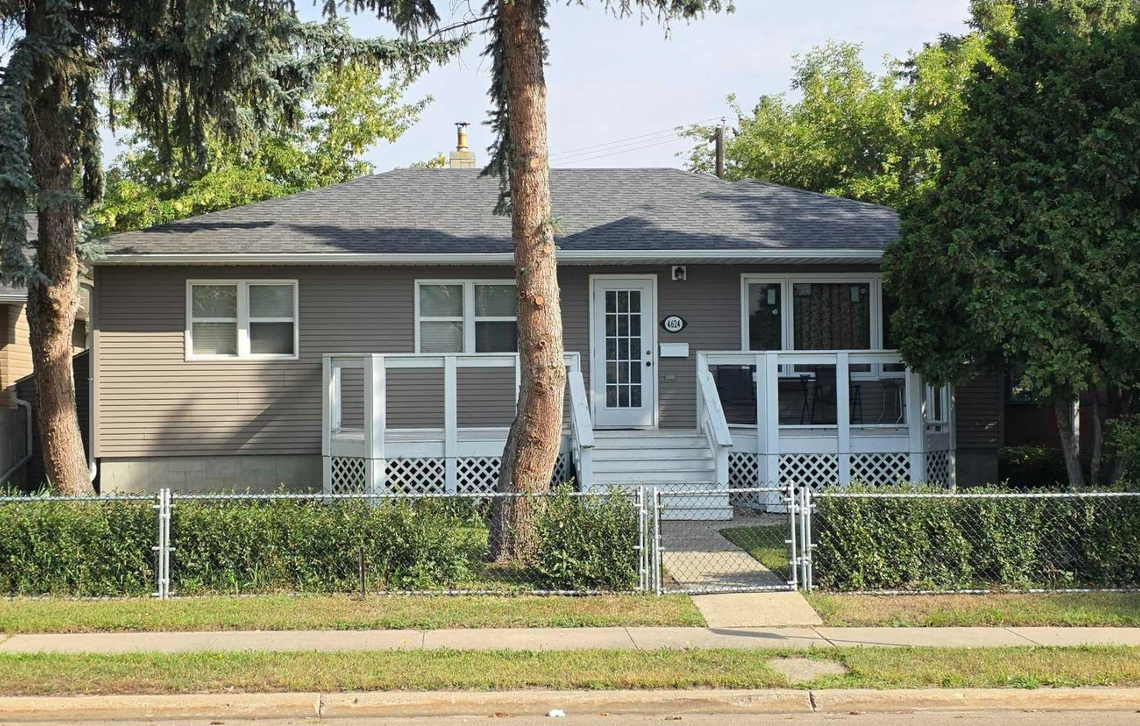 4624 49 Street, Red Deer, AB, T4N 1T5