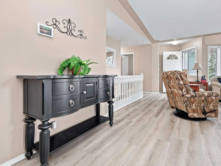 162 Doran Crescent, Red Deer, AB, T4R 2M6 - 12