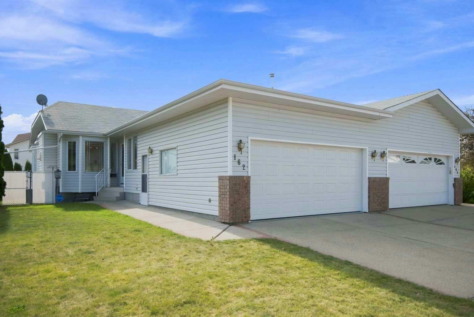 162 Doran Crescent, Red Deer, AB, T4R 2M6