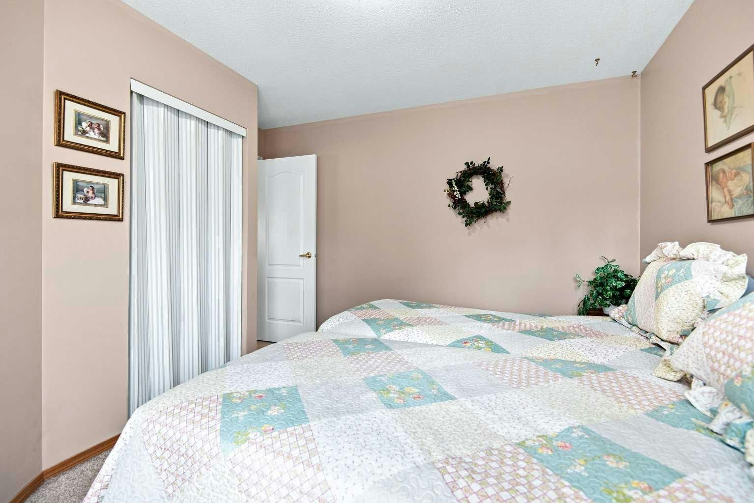 162 Doran Crescent, Red Deer, AB, T4R 2M6 - 22