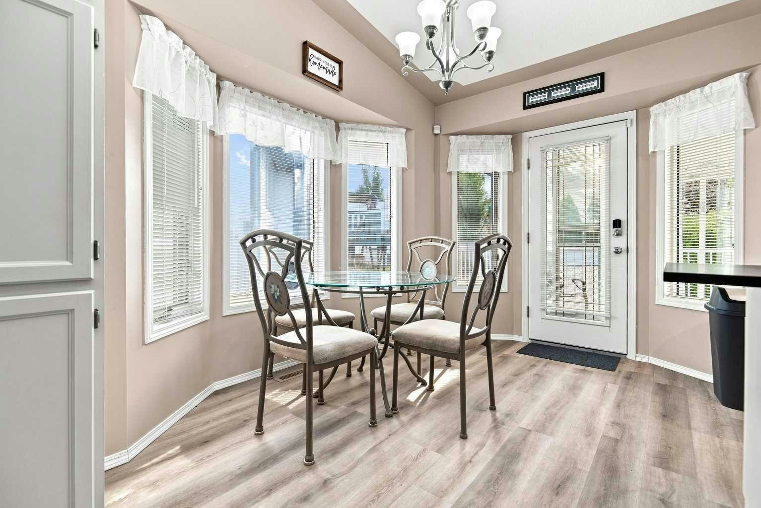 162 Doran Crescent, Red Deer, AB, T4R 2M6 - 13