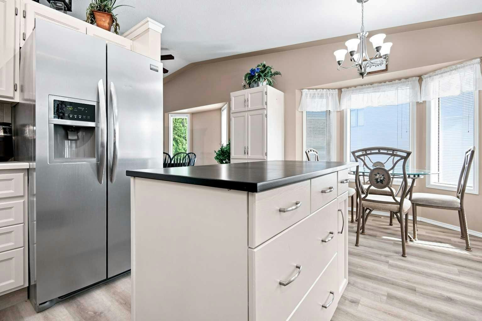 162 Doran Crescent, Red Deer, AB, T4R 2M6 - 17