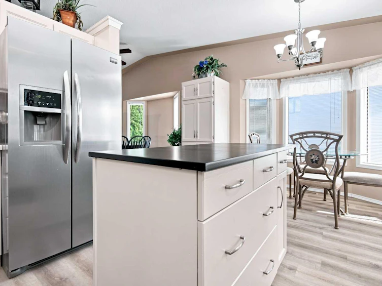 162 Doran Crescent, Red Deer, AB, T4R 2M6 - 17
