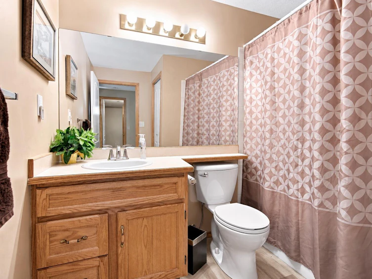 162 Doran Crescent, Red Deer, AB, T4R 2M6 - 32