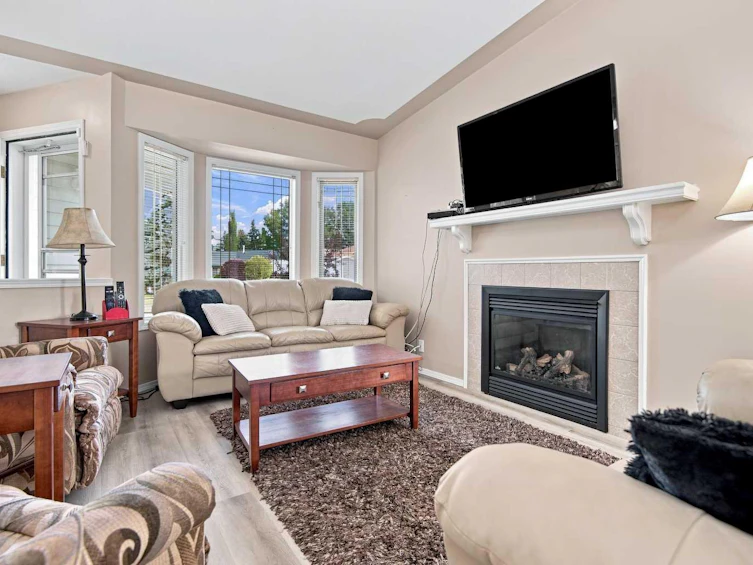 162 Doran Crescent, Red Deer, AB, T4R 2M6 - 9