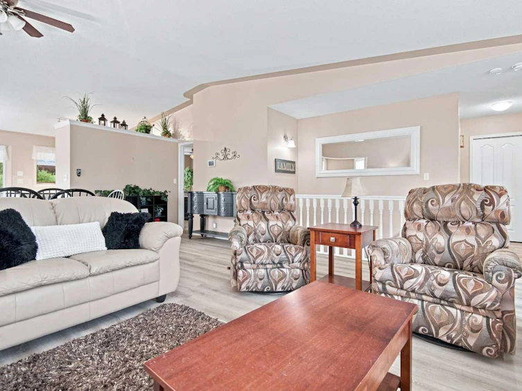 162 Doran Crescent, Red Deer, AB, T4R 2M6 - 11