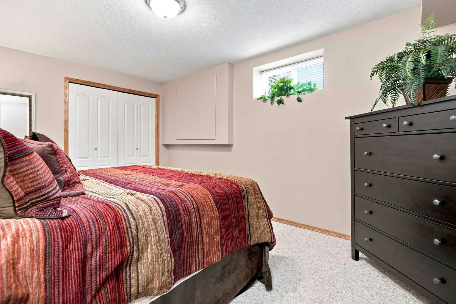 162 Doran Crescent, Red Deer, AB, T4R 2M6 - 30