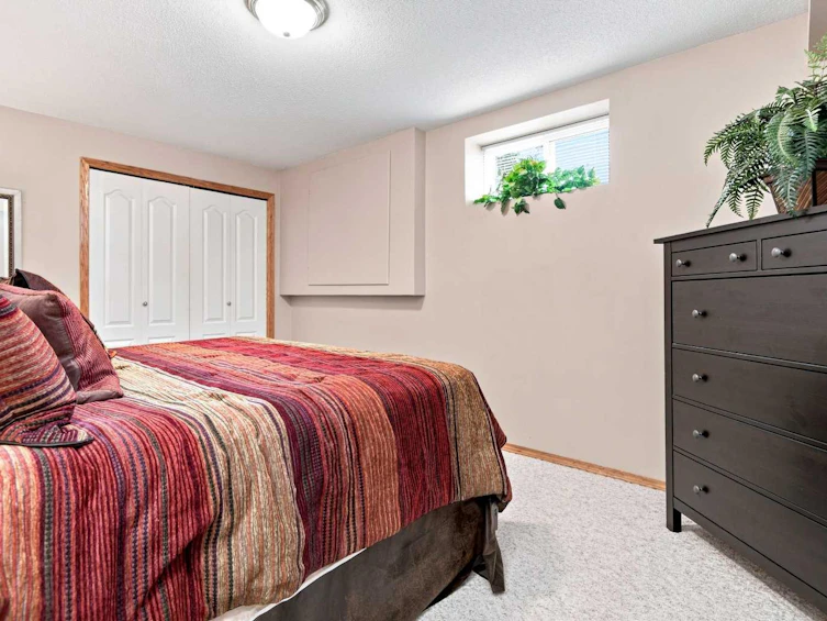 162 Doran Crescent, Red Deer, AB, T4R 2M6 - 30