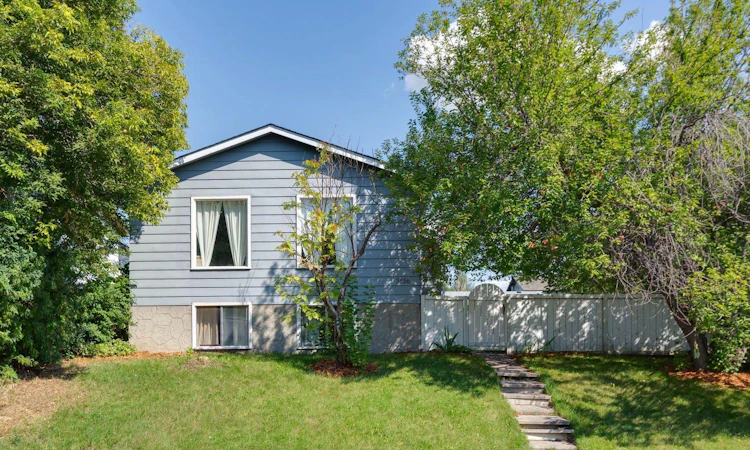 3556 33 Street SE