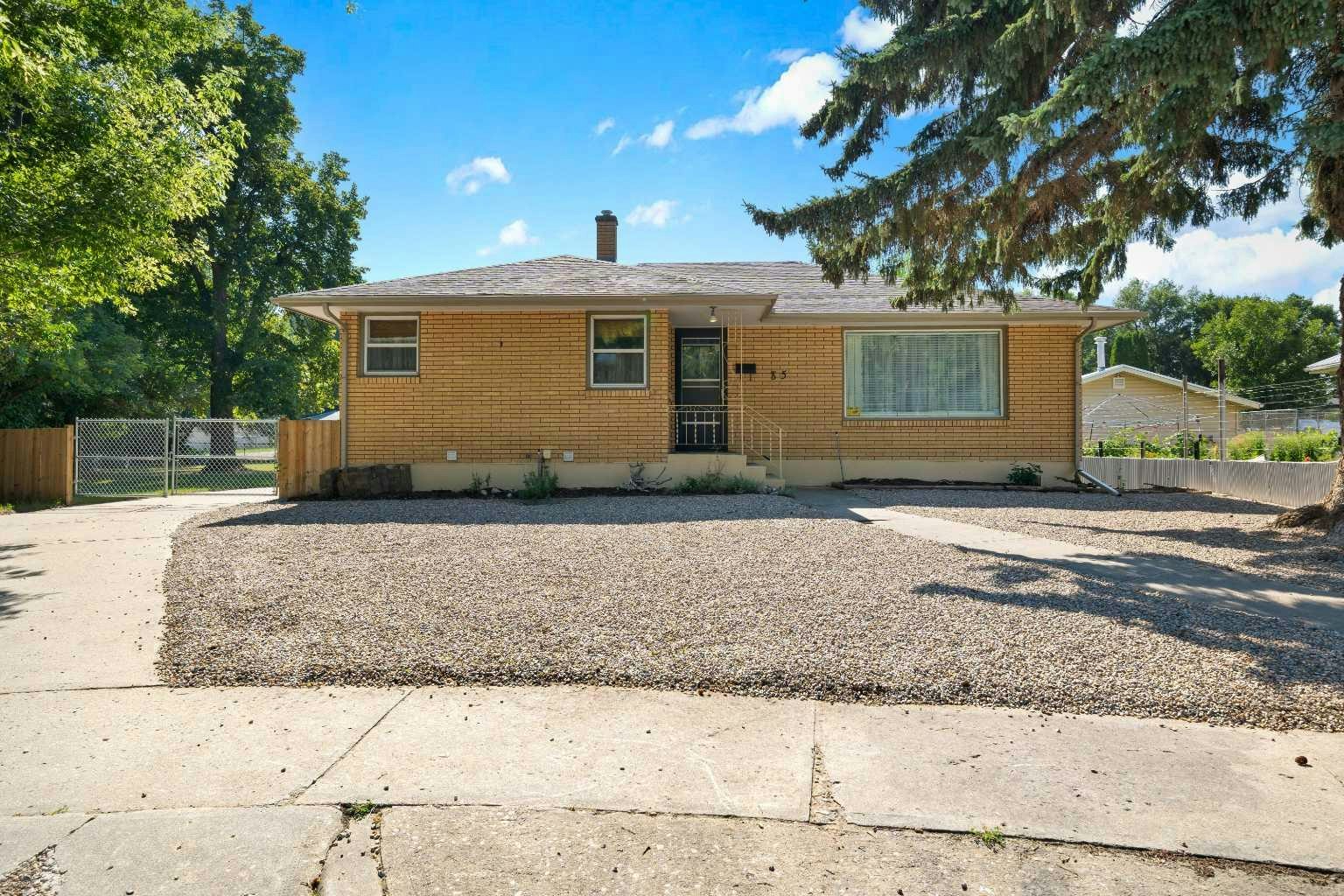 85 Huckvale Crescent SW, Medicine Hat, AB, T1C 0A6