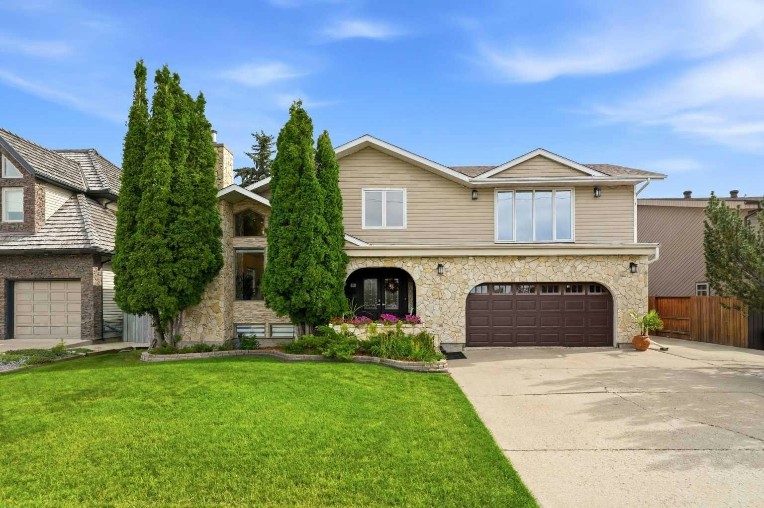 39 Warwick Drive, Red Deer, AB, T4N 6L4