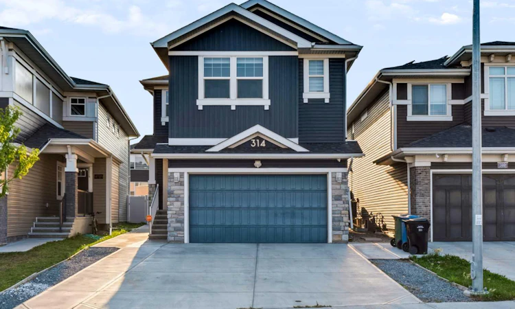 314 Red Sky Terrace NE