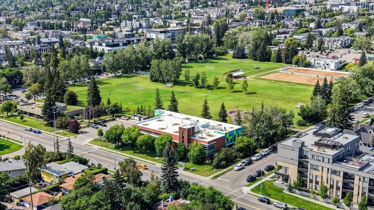 101-3704 15a Street SW - 4