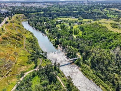 101-3704 15a Street SW - 3