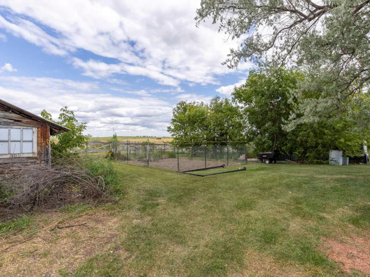 6 92075 Hwy 25, Lethbridge, AB, T0L 0V0 - 32