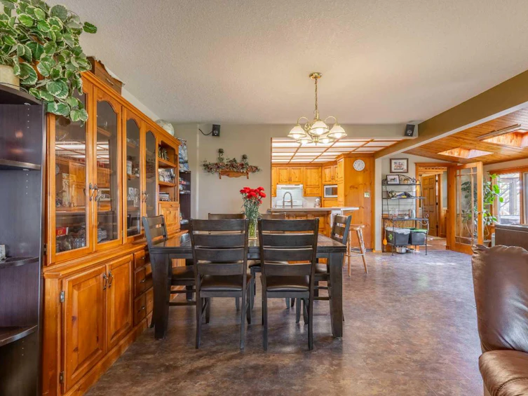 6 92075 Hwy 25, Lethbridge, AB, T0L 0V0 - 11
