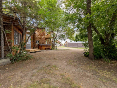 6 92075 Hwy 25 - 3