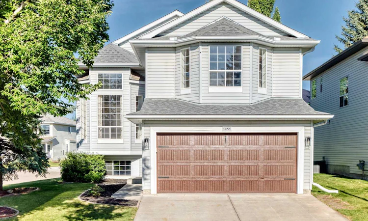 19 Valley Brook Circle NW