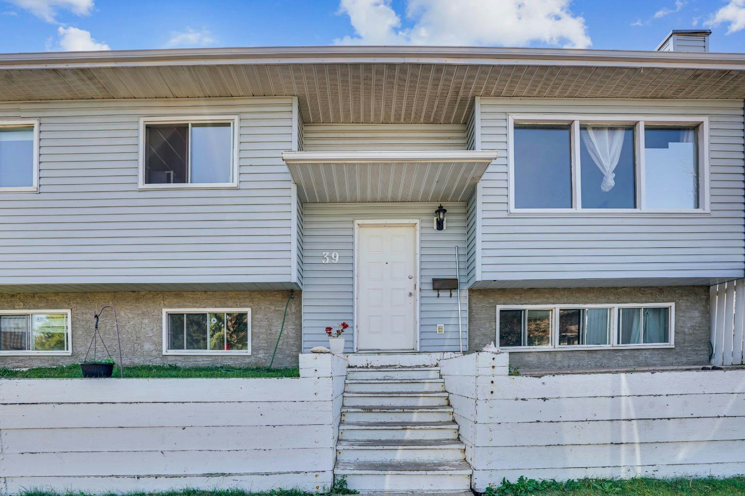 39 Ventura Road NE, Calgary, AB, T2E 8G1