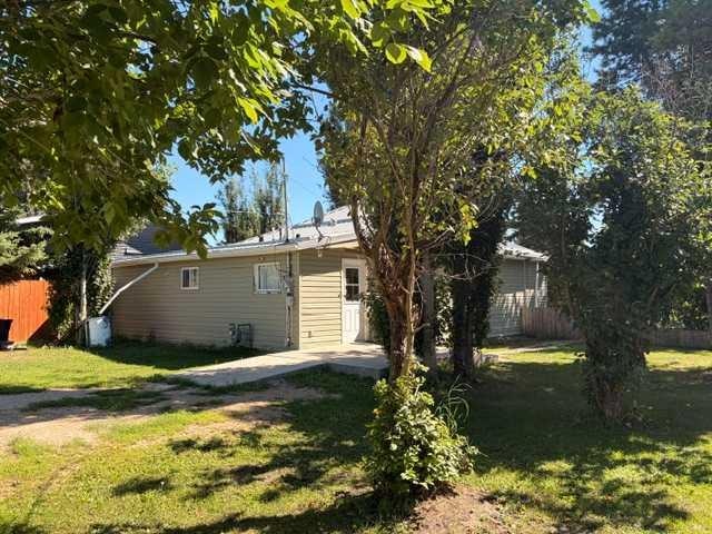 4714 50th Street, Bashaw, AB, T0B 0H0