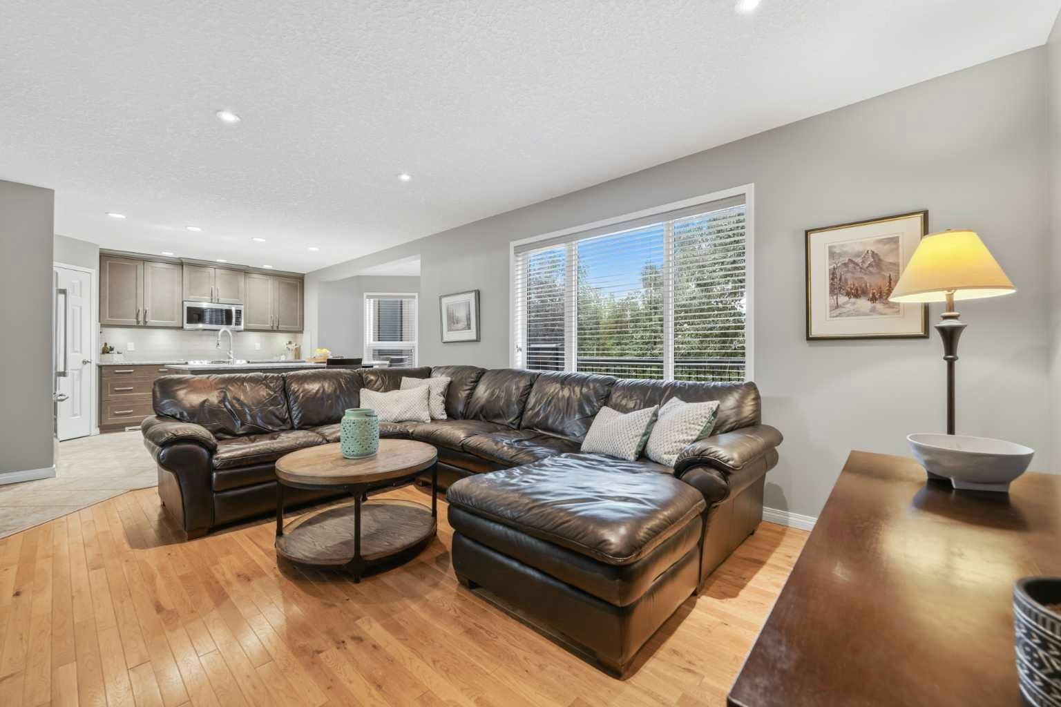 76 Valley Meadow Close NW, Calgary, AB, T3B 5M1 - 16