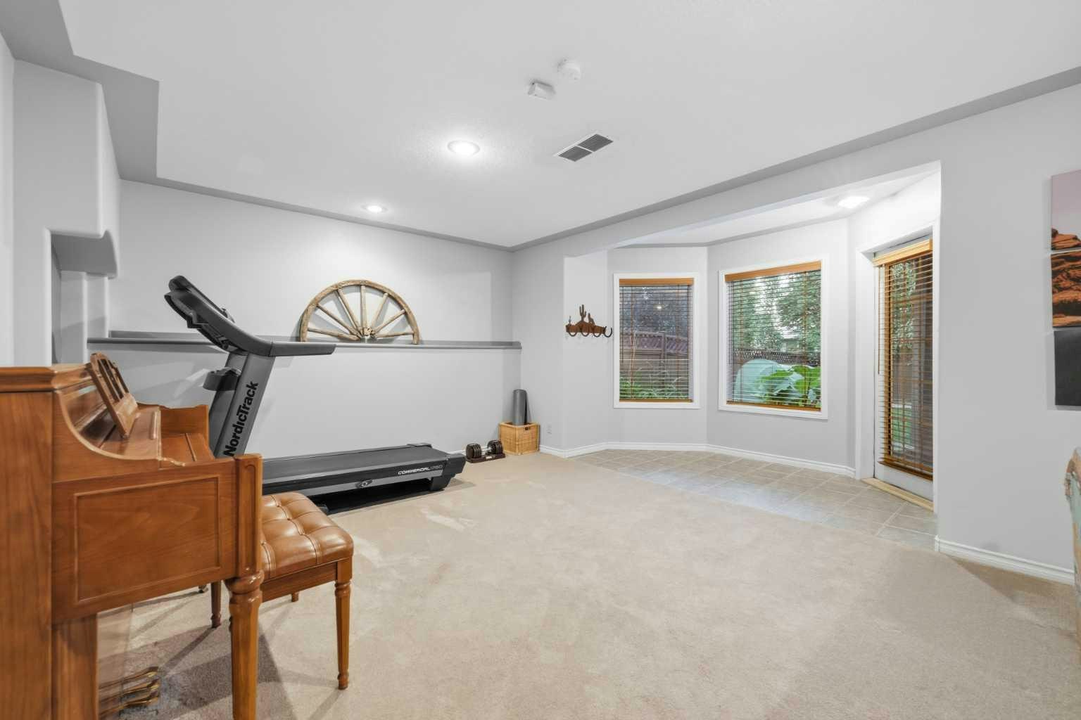 76 Valley Meadow Close NW, Calgary, AB, T3B 5M1 - 30