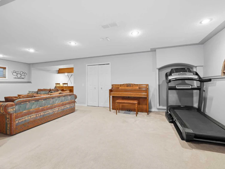 76 Valley Meadow Close NW, Calgary, AB, T3B 5M1 - 31